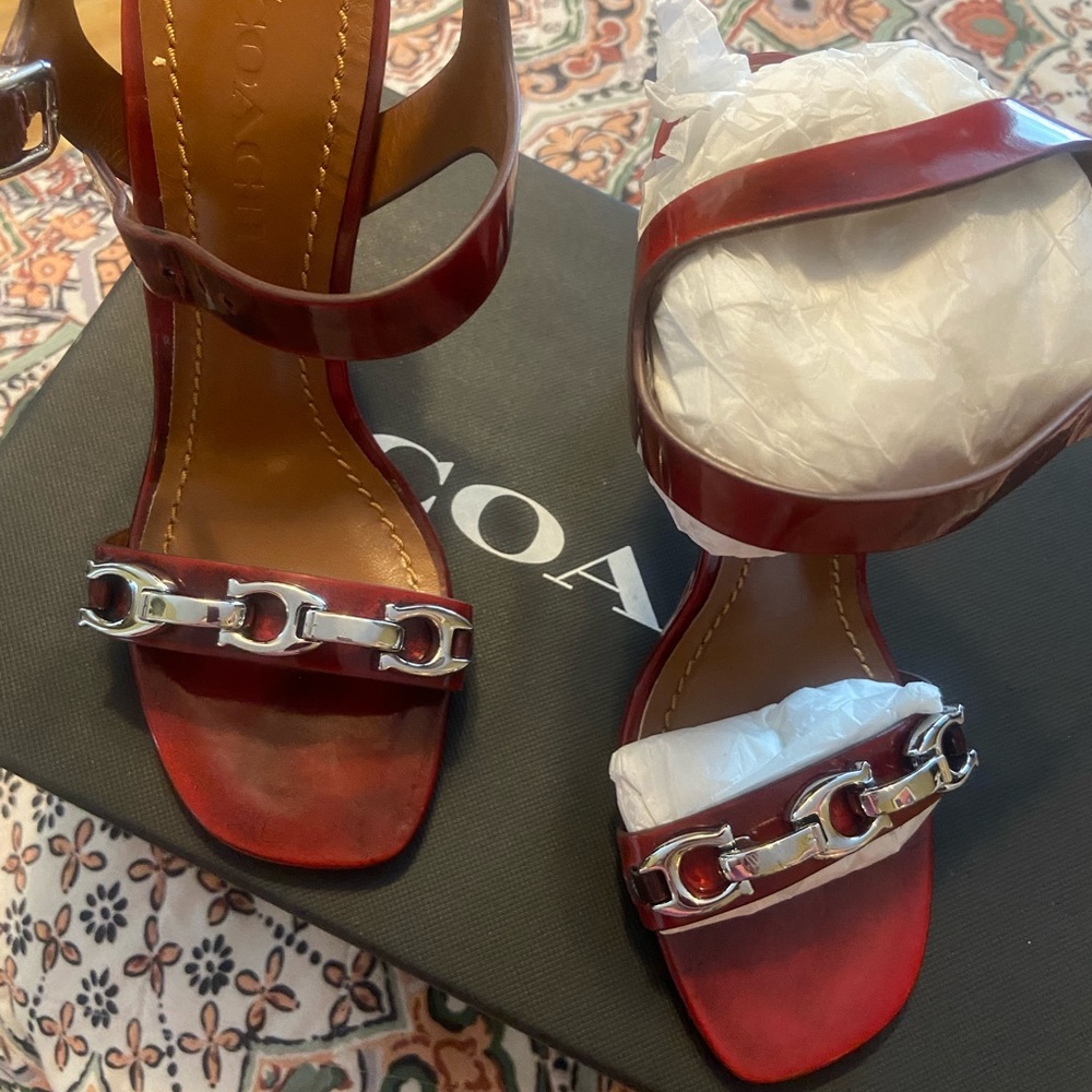 Beautiful, sexy and never been worn.